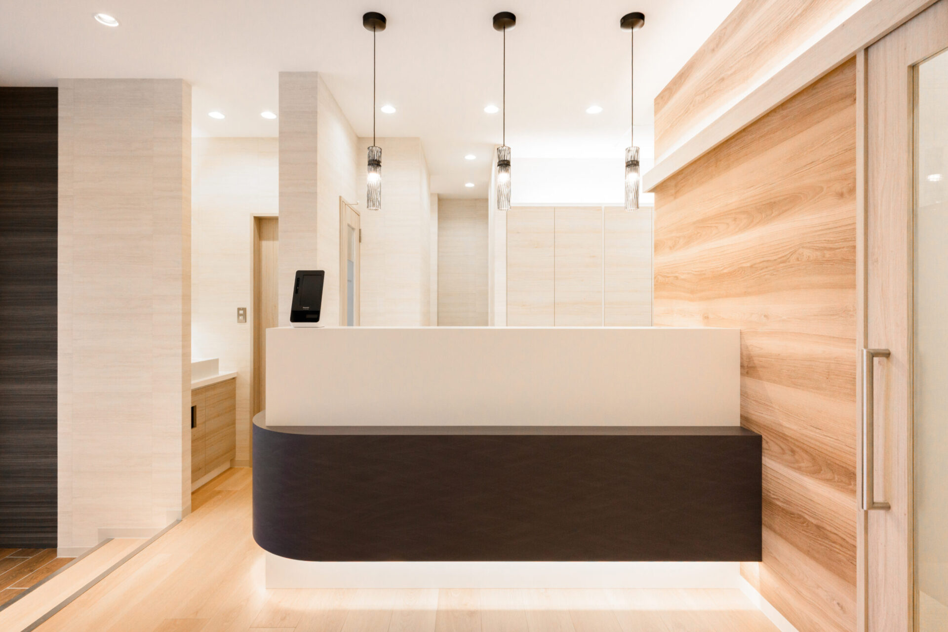 メインビジュアル02（PC）